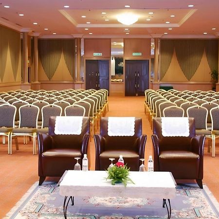 Kuala Lumpur International Hotel Zewnętrze zdjęcie