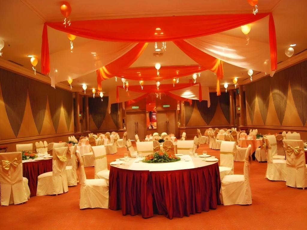Kuala Lumpur International Hotel Zewnętrze zdjęcie